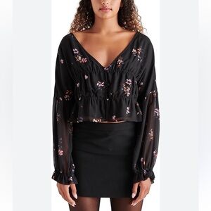 Steve Madden Holly floral printed chiffon blouse. NWT. Sz Small